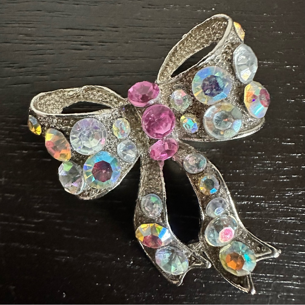 Brooch Bow Silver Colorful Crystals NEW